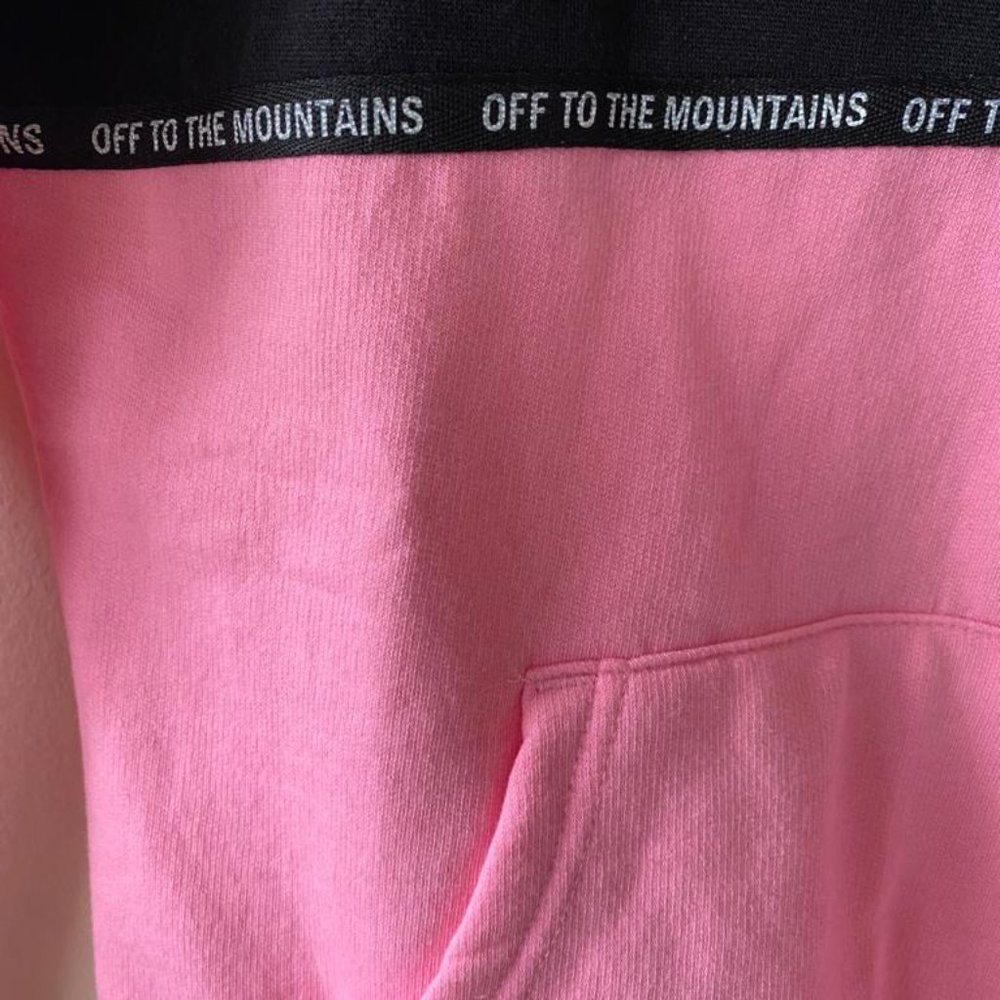 Pullover - Picture 3 of 4